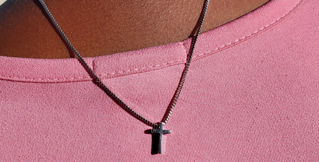 Basic Crossed Necklace