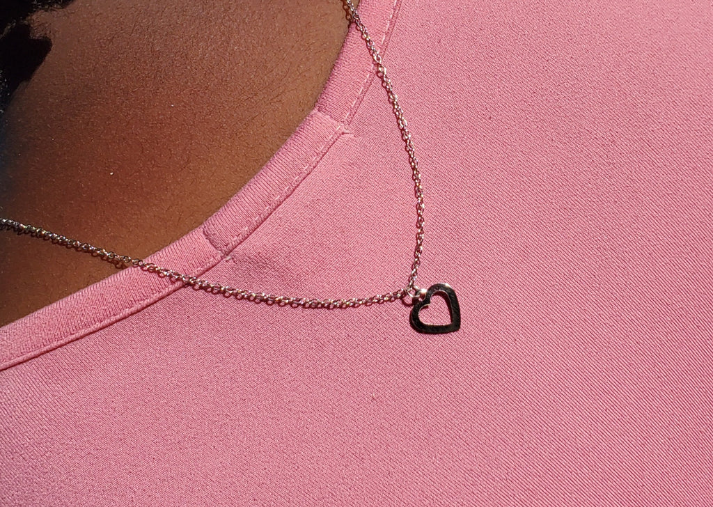 Minimal Love Chain