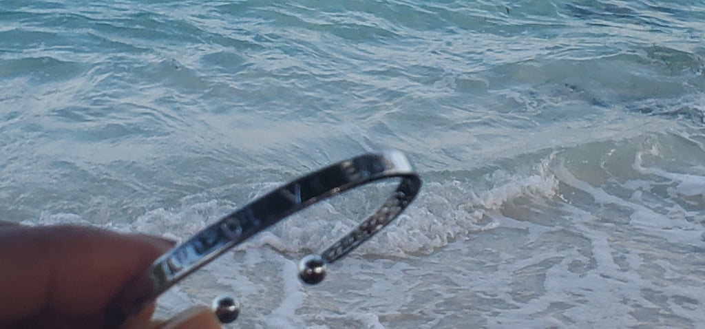 Love Cuff Bangle